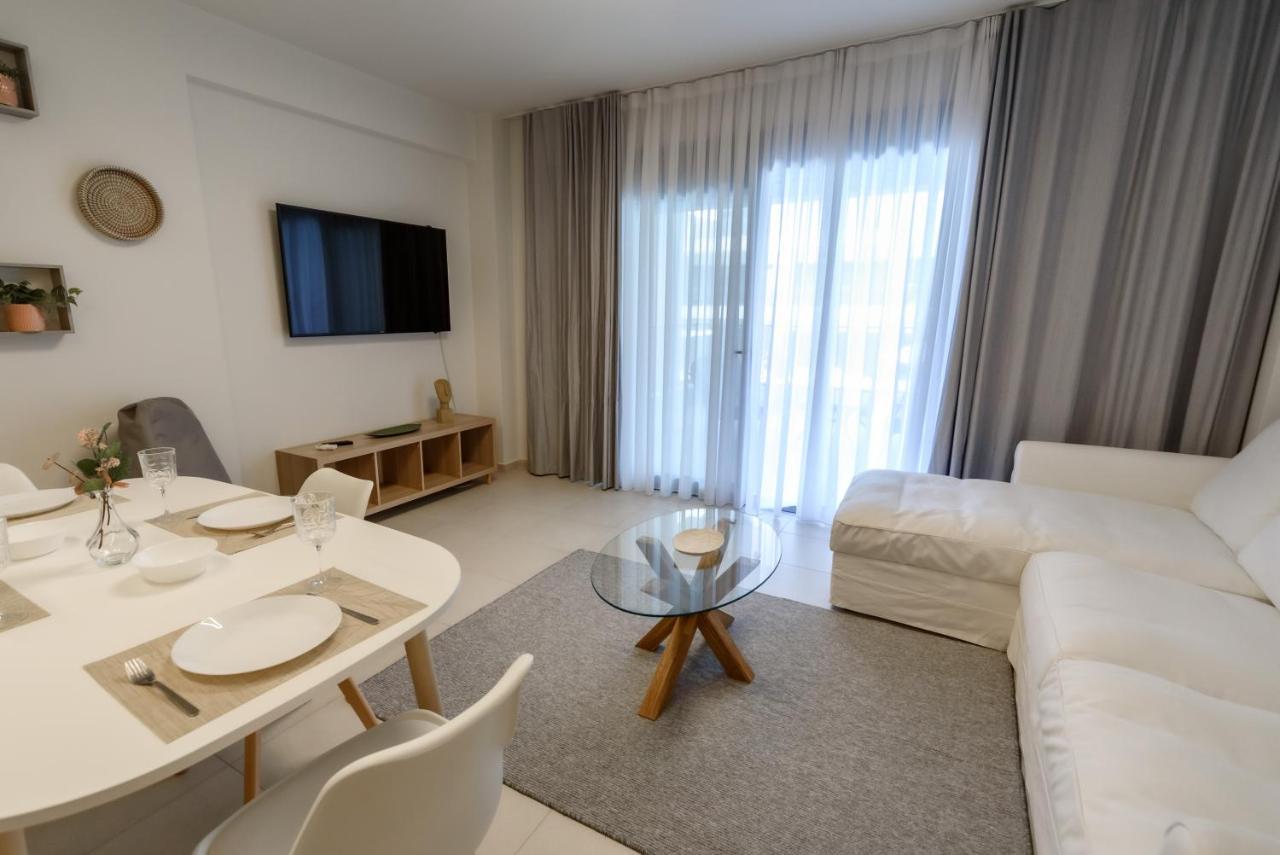 Itaka Familiy Apartments - Halkidiki Suites Com Nikiti  Exteriör bild
