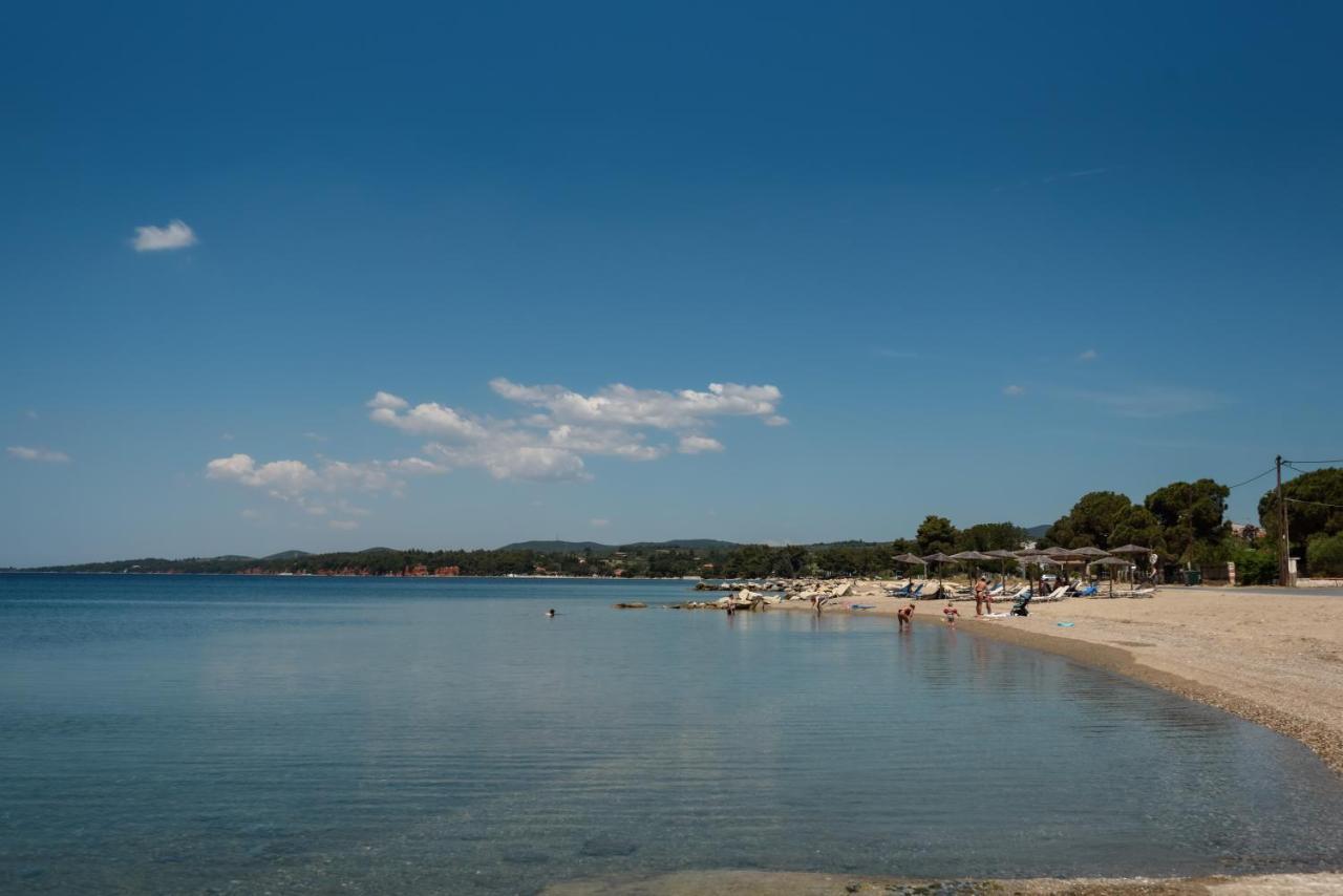 Itaka Familiy Apartments - Halkidiki Suites Com Nikiti  Exteriör bild